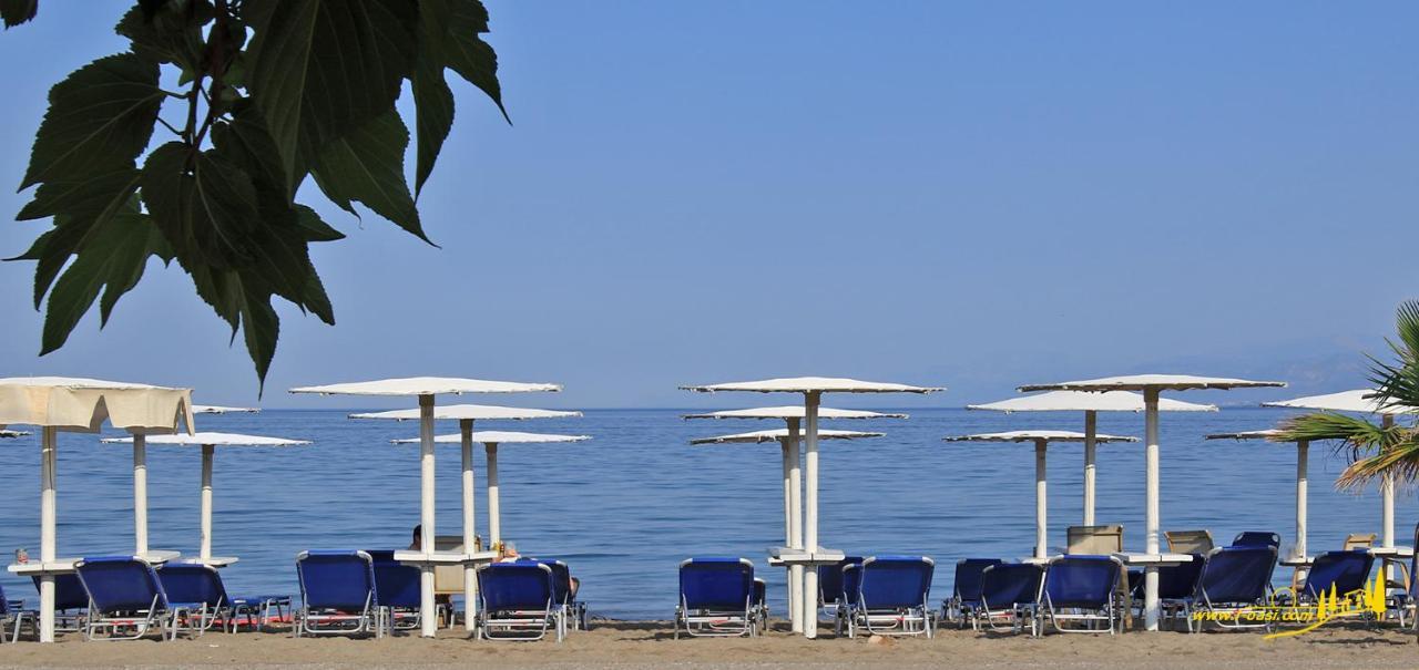 Oasis By The Sea Aparthotel Chiliadou  Exterior photo