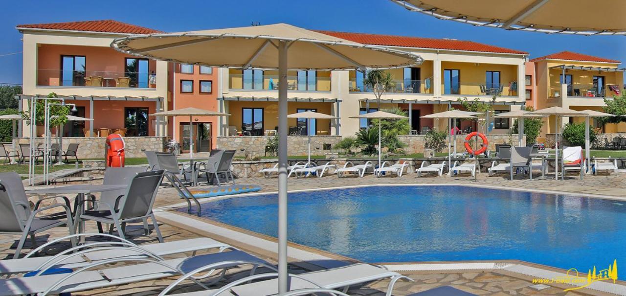 Oasis By The Sea Aparthotel Chiliadou  Exterior photo